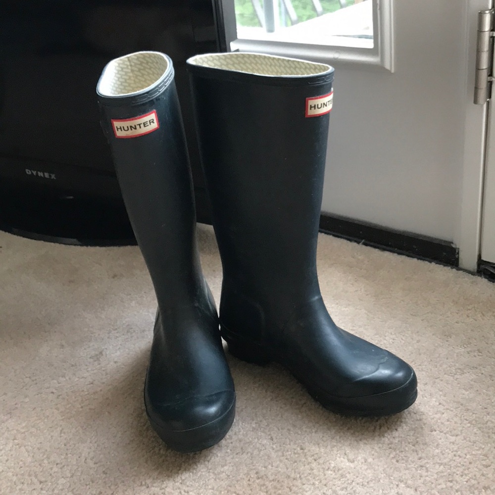 Hunter boots size 6